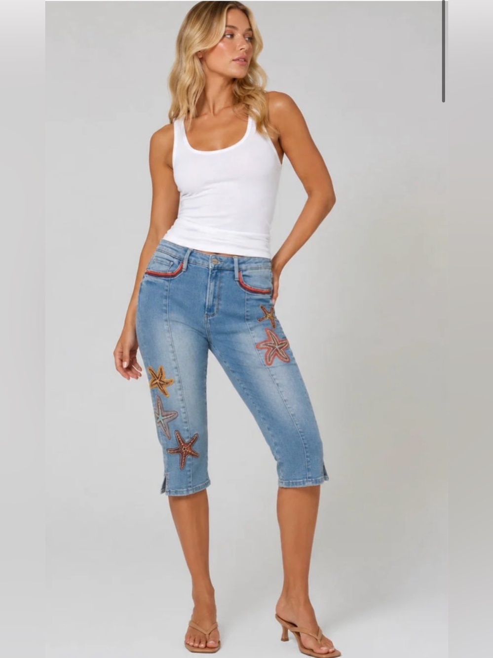 Brand New Never been worn Driftwood clamdigger in seaside stars sz 26